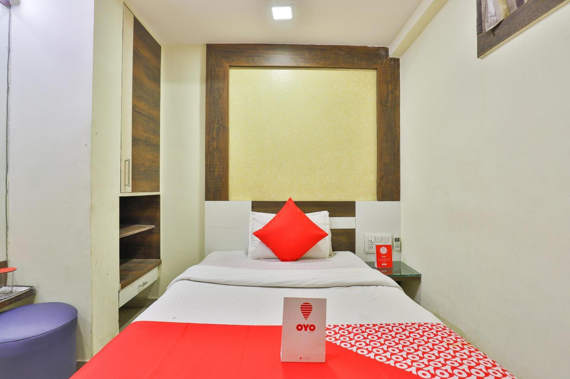 Hotel O Sri Balaji Residency Ahmedabad Exterior photo